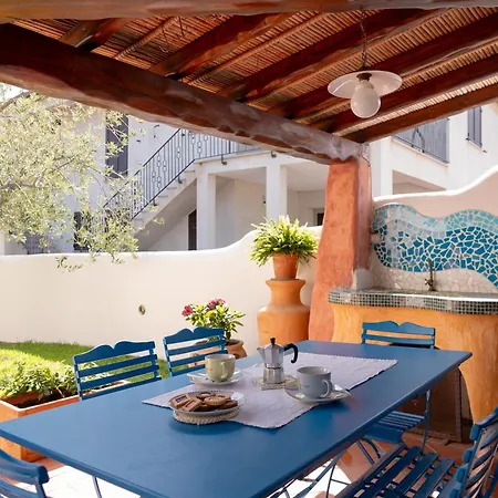 アパート Casa Con Giardino Adiacente A Parco オロゼーイ